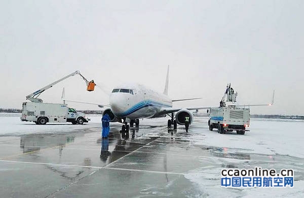 天津机场实现航空器定点除冰工作
