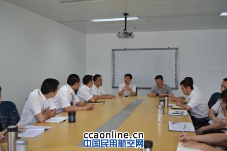 西南空管局领导到成都区管中心视察慰问