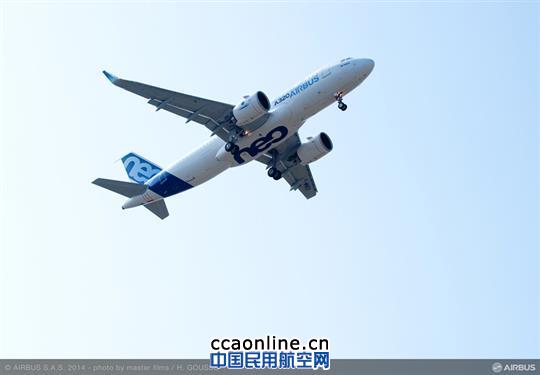 首架空客A320neo成功起飞，开始首次飞行