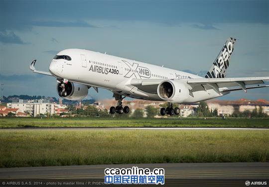 空客A350XWB宽体飞机开始亚洲巡回展示飞行