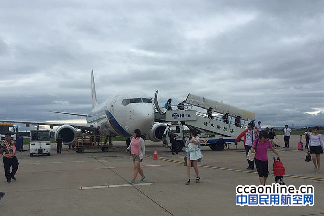 佳木斯机场完成盲降设备飞行校验