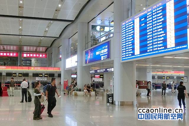 首都机场“十一”黄金周累计运送旅客285.64万人次