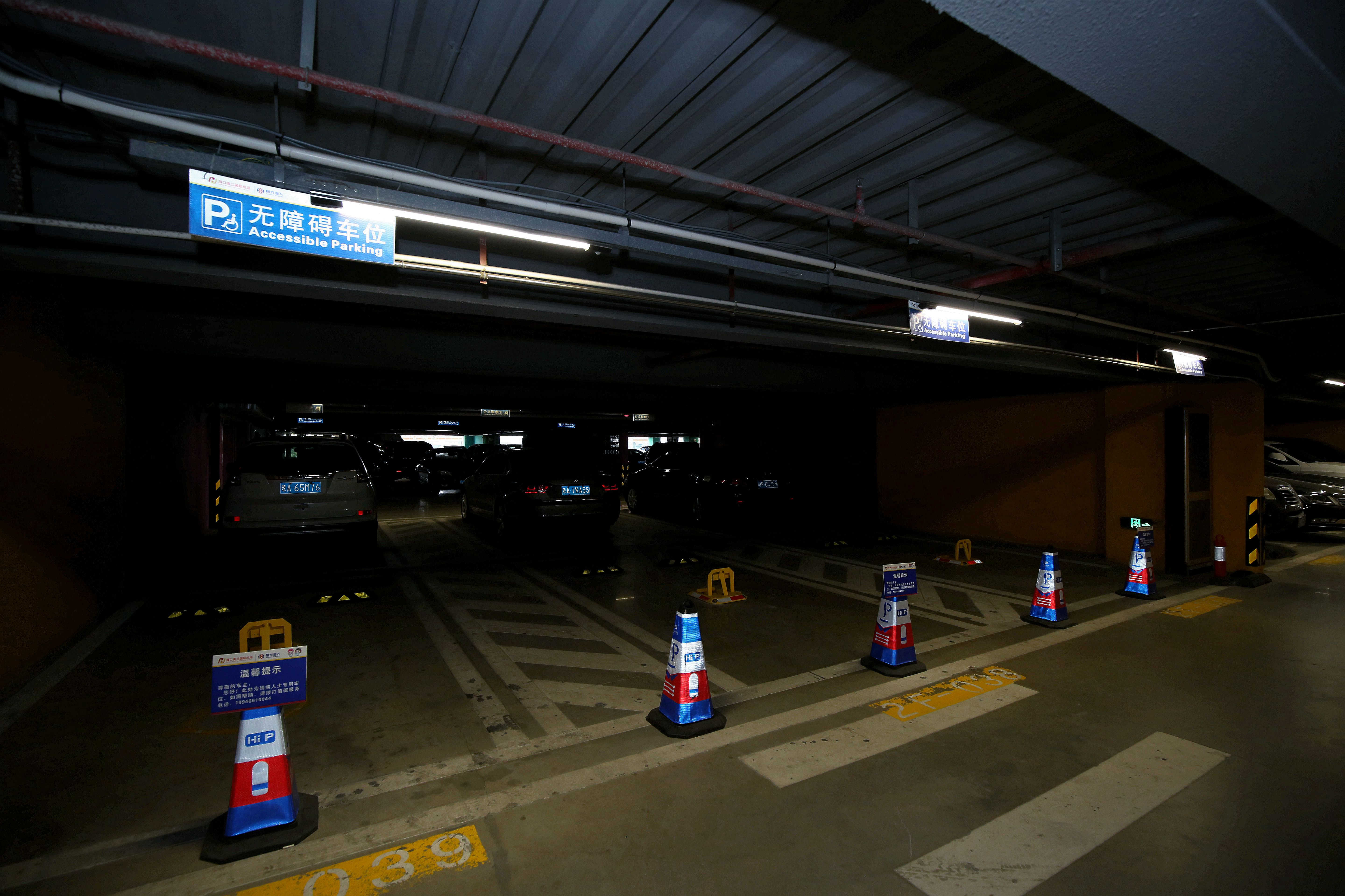 石家庄飞机场停车收费标准多少钱一天，正定机场3号停车场位置-中国停车网