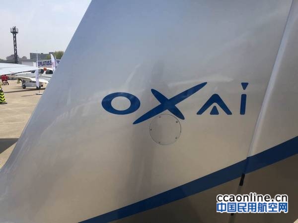 nEO_IMG_6a869dcdd96af8a95498a55f5e82e4f4_