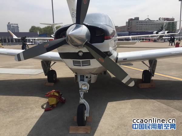 nEO_IMG_79bddd9031f5ad64d98222b12f45ed27_