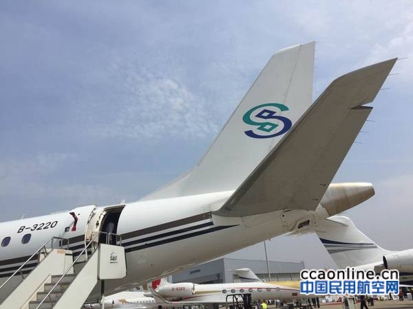 nEO_IMG_bde1383f37c7d02cf7ab6dfc2ba7db0f_