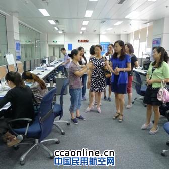 西南空管局工会走访五一巾帼标兵岗花木兰监视岗