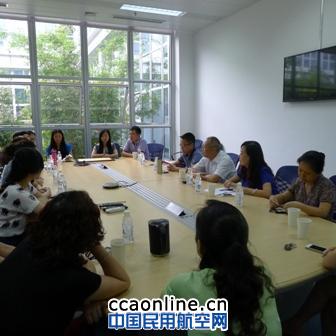 西南空管局工会走访五一巾帼标兵岗花木兰监视岗