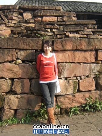 生命的平衡之美——记西南空管局管制中心方大敏