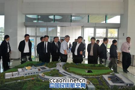 四川机场集团领导来西南空管局进行工作交流