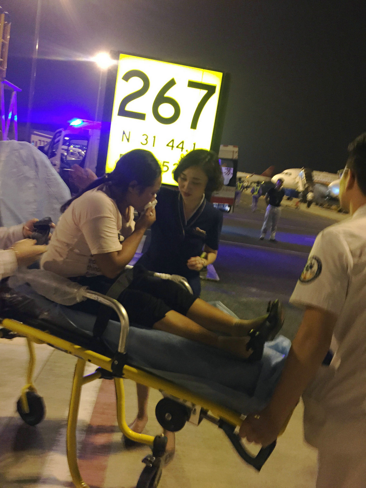 飛機上貴州女士突發重病，自稱“要死了” 全體旅客“不吃不喝”2小時,支持南航機組返航