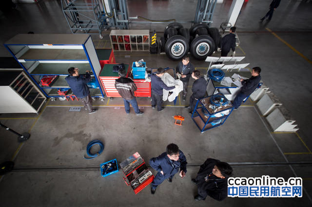 %e6%ad%a3%e5%9c%a8%e6%b8%85%e7%82%b9%e5%b7%a5%e5%85%b7%e7%9a%84%e7%8f%ad%e7%bb%84%ef%bc%8c%e6%af%8f%e6%ac%a1%e6%94%b6%e5%b7%a5%e9%83%bd%e8%a6%81%e8%bf%9b%e8%a1%8c%e8%ae%a4%e7%9c%9f%e6%b8%85%e6%9f%a5