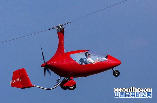 “云舞者”旋翼机