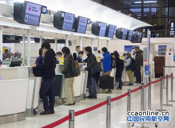 169904_20150212001259676384_1