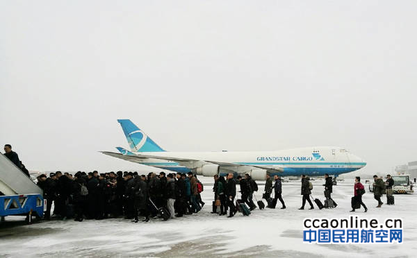 6323b766jw1f9zf1xb2xnj20zk0qodl8