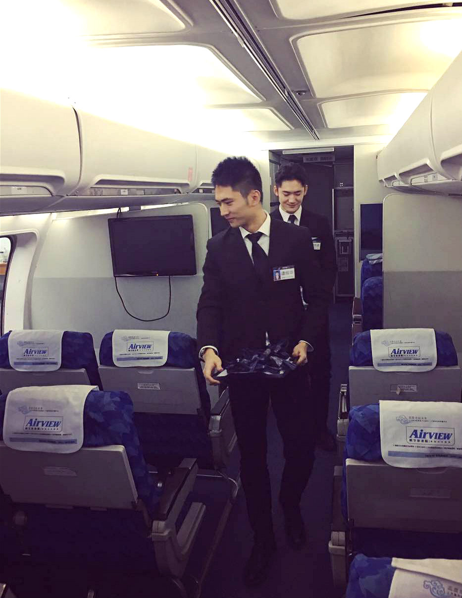 南航空少的大服你服不服