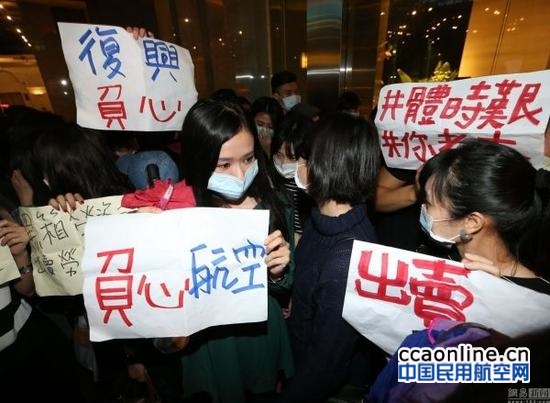 5a1d10b2a7e64852a9696183e152f3d920161216110517