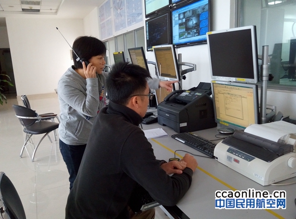 %e5%80%bc%e7%8f%ad%e5%91%98%e8%bf%9b%e8%a1%8c%e5%ba%94%e6%80%a5%e6%93%8d%e4%bd%9c