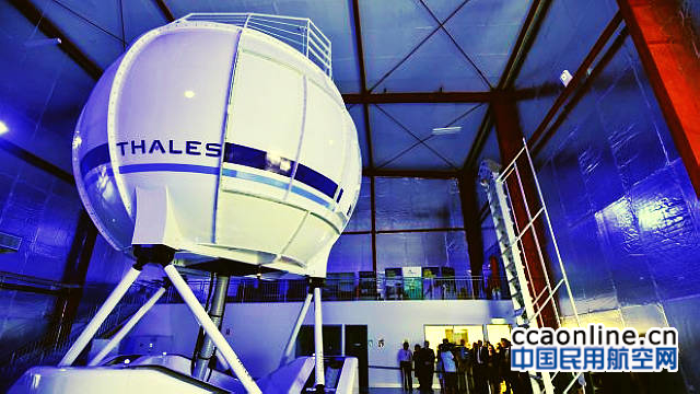 泰雷兹AW139全动模拟机