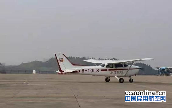 hs-abo-thai-airasia-airbus-a320-200_planespottersnet_404352