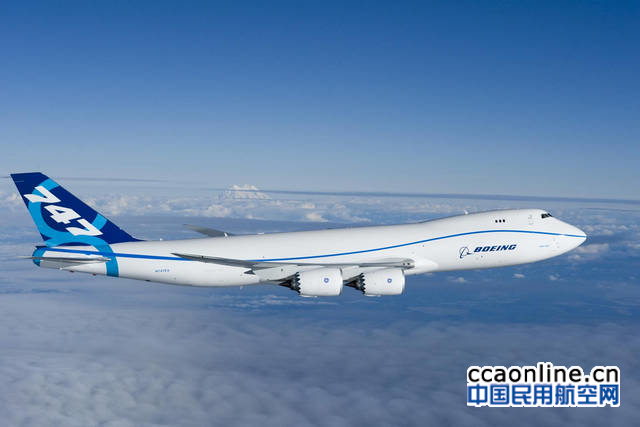 波音B747-8