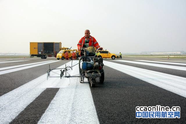 %e5%88%92%e6%a0%87%e5%bf%97%e7%ba%bf-%e9%a9%ac%e5%84%92%e5%a3%ae-%e6%91%84