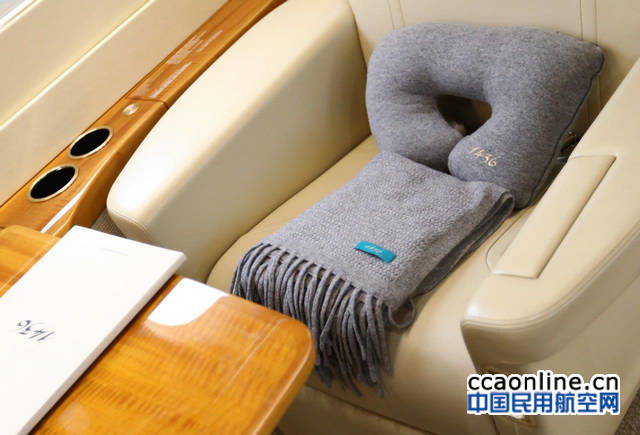 %e5%9b%be12%ef%bc%9a%e9%93%82%e9%9b%85%e5%85%ac%e5%8a%a1%e8%88%aa%e7%a9%ba%e9%a1%b6%e7%ba%a7%e7%a9%ba%e4%b8%ad%e7%94%9f%e6%b4%bb%e6%96%b9%e5%bc%8f%e5%85%b1%e4%ba%ab%e5%b9%b3%e5%8f%b0%e5%86%85%ef%bc%8c