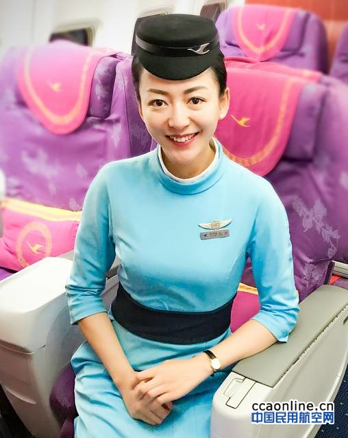 neo_img_%e7%a6%bb%e8%81%8c%e5%85%ad%e5%b9%b4%e5%90%8e%ef%bc%8c%e8%8c%83%e9%9b%aa%e7%8e%ab%e7%bb%88%e4%ba%8e%e5%9b%9e%e5%88%b0%e5%8e%a6%e8%88%aa