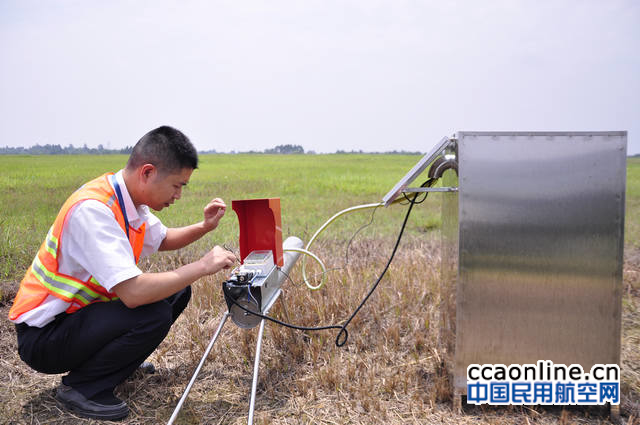 成都机场煤气驱鸟炮