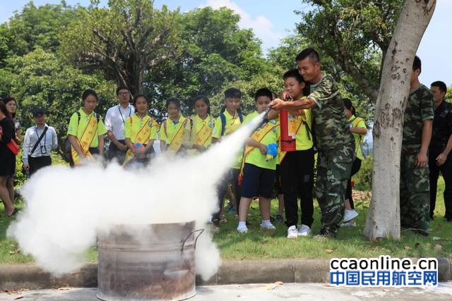 %e8%b0%a2%e4%bd%b3%e4%bd%b3%e6%91%84-14