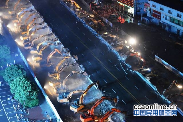 %e6%8b%86%e9%99%a4%e4%b8%ad%e7%9a%84%e9%be%99%e7%8e%8b%e5%ba%99%e7%ab%8b%e4%ba%a4