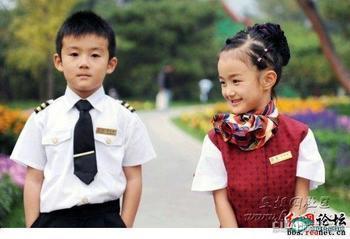 民航贫论：跟着机长和3号乘务员“冲”上云霄