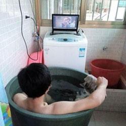 民航贫论:攒钱攒人品,寻吃寻真相