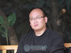 和菜头 民航贫论:建备降机场?昆明不差钱老百姓知道吗