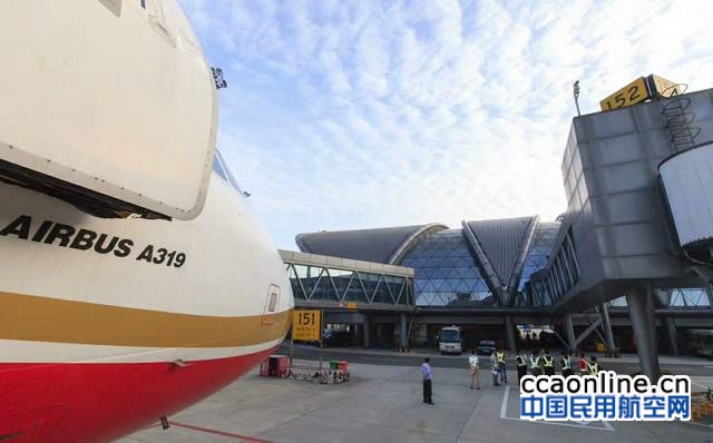 成都航空A319