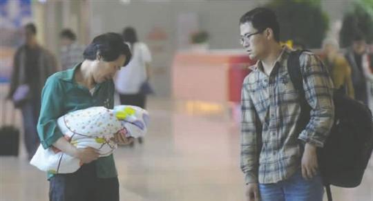 出生5天婴儿购机票遭拒 赴外地求医不成终去世 民航贫论:一悲一喜折射的航空医疗救援之尴尬