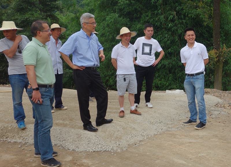 西南空管局陈甫副局长带队检查重庆三跑道空管工程在建项目