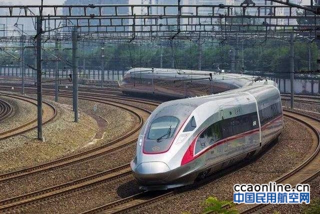 “复兴号”运行周年后再扩容，长编组新车型正式上线